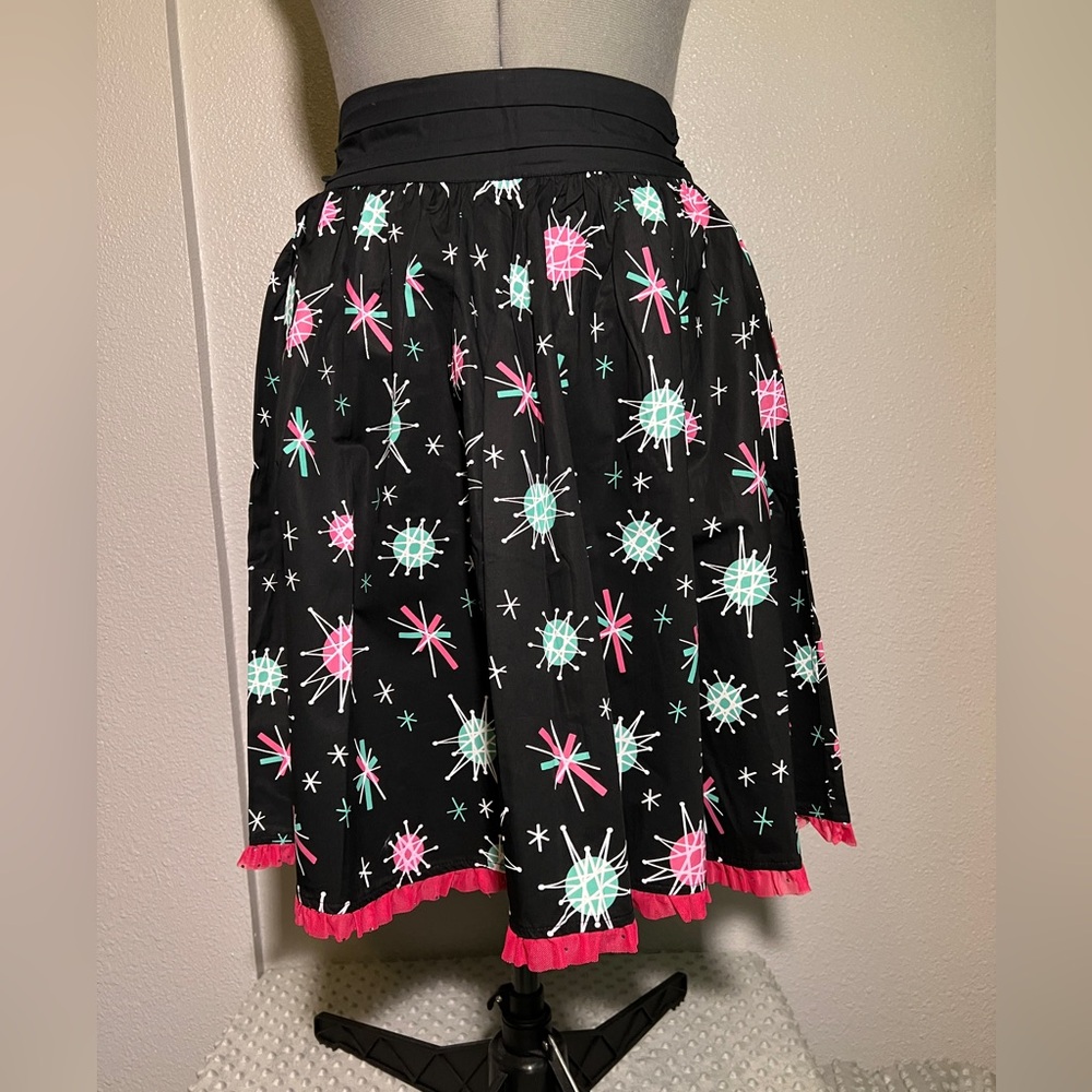 Sourpuss Atomic Black Swing Skirt with Pink and Turquoise Starburst Sz L NWT